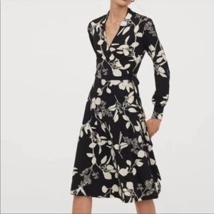 H&M Flower Eucalyptus Print black and white colored dress with tie belt size XL